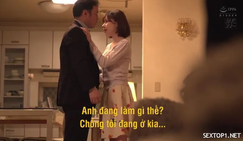 Mối nắc bí mật với sếp của ông chồng vietsub